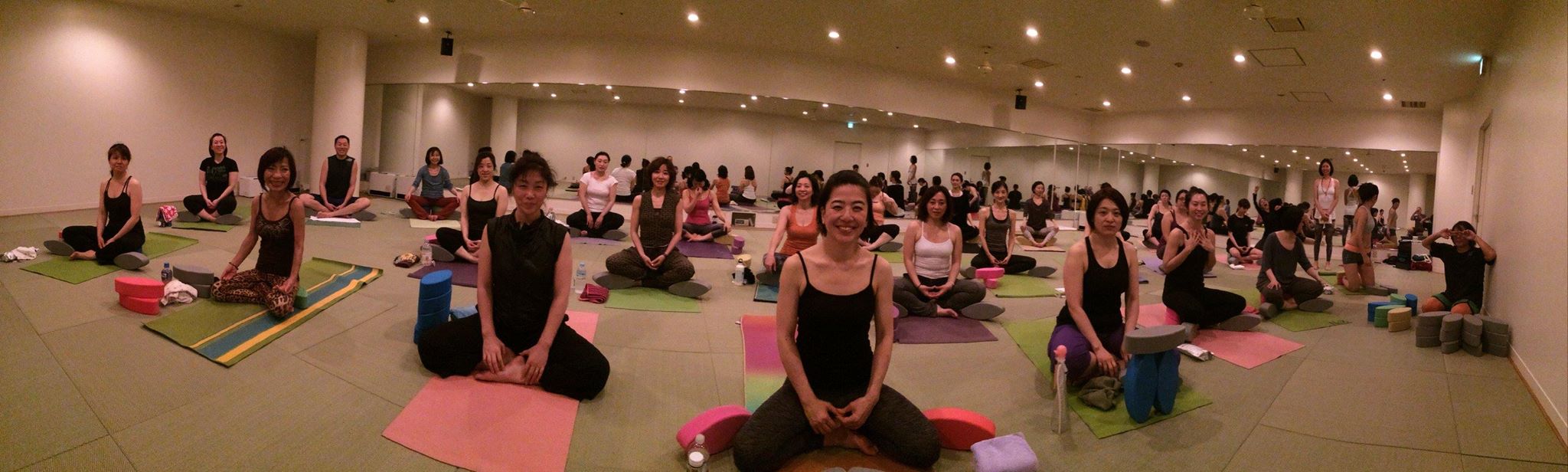 three-minute-egg-yoga-workshop-in-japan.jpg